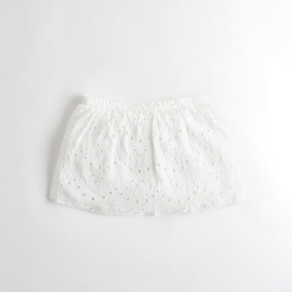 New Hollister Eyelet Strapless Crop Top - Picture 2 of 6